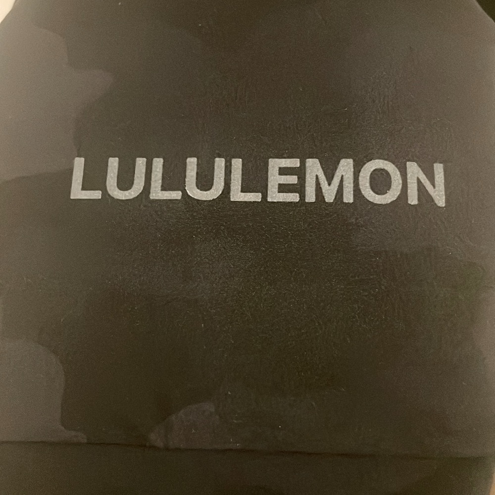 *NWOT Lululemon Camo Mist Over Windbreaker - Picture 5 of 6